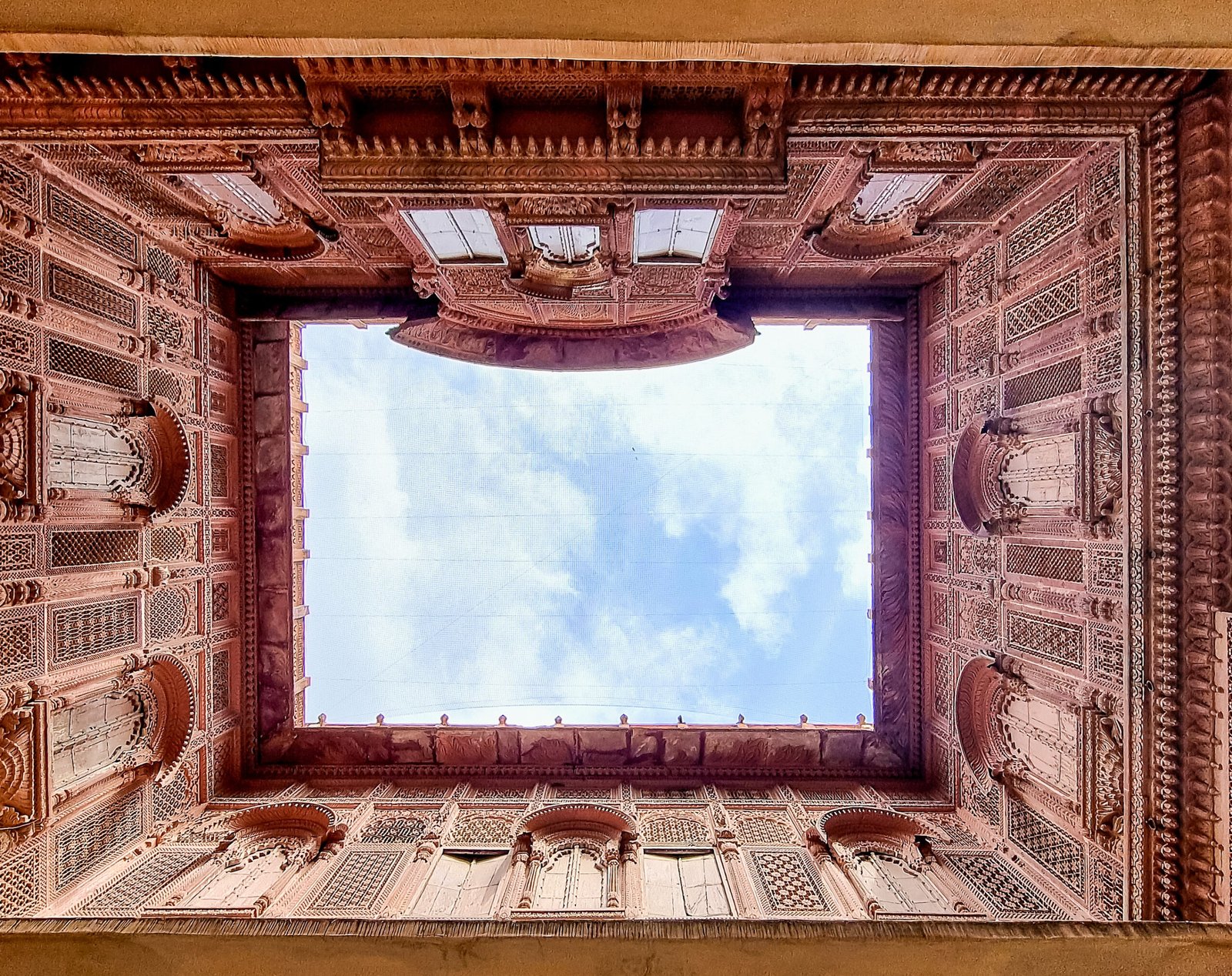 image of a palace in Jodhpur captured by Jainish Soni